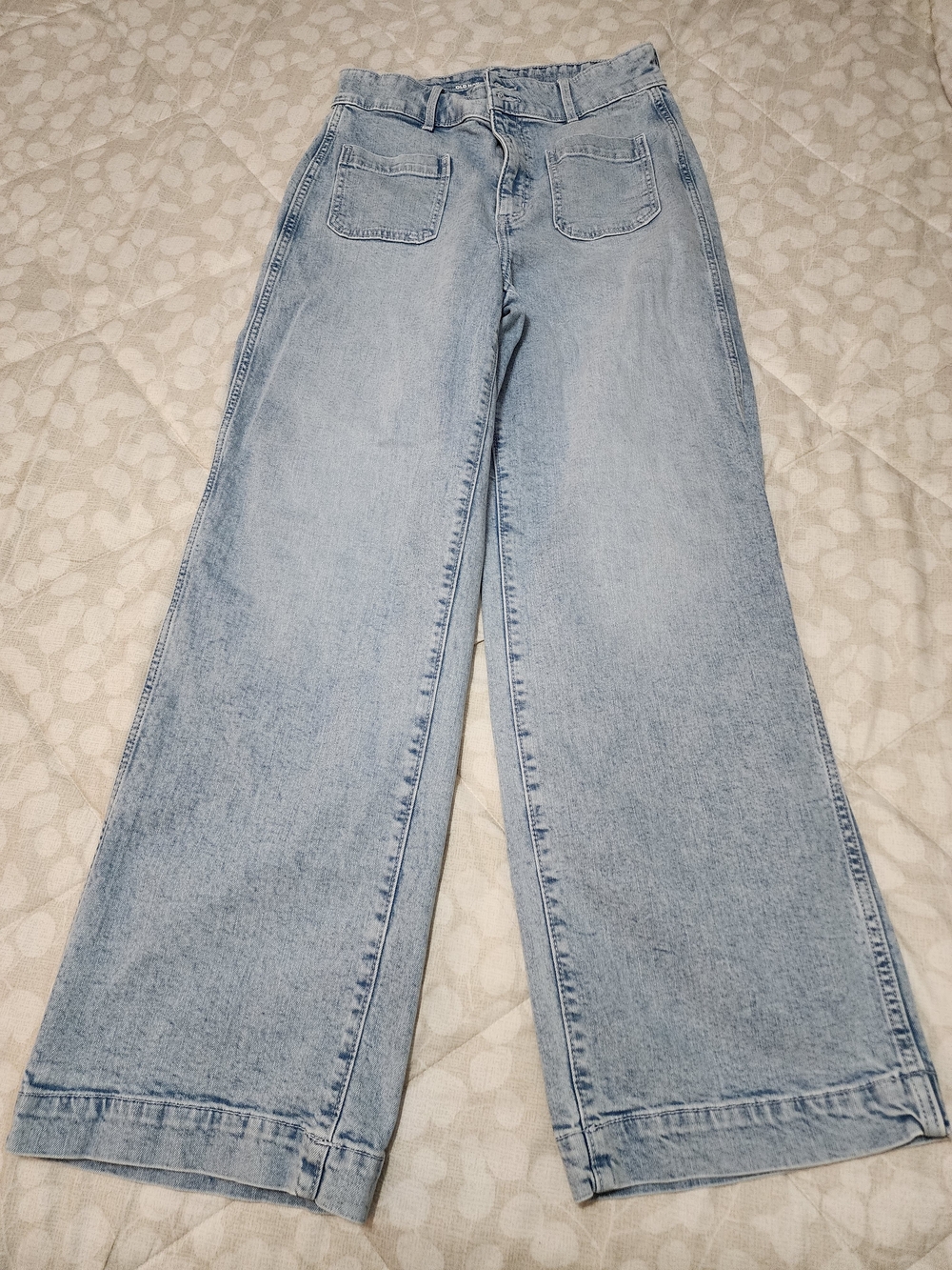 Old Navy Light Blue Wide-Leg Jeans